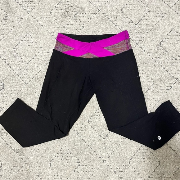 Lululemon size 4 crop pants. - Picture 2 of 4